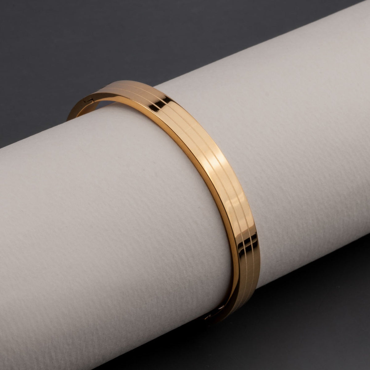 Apollo Oval Kada Bracelet