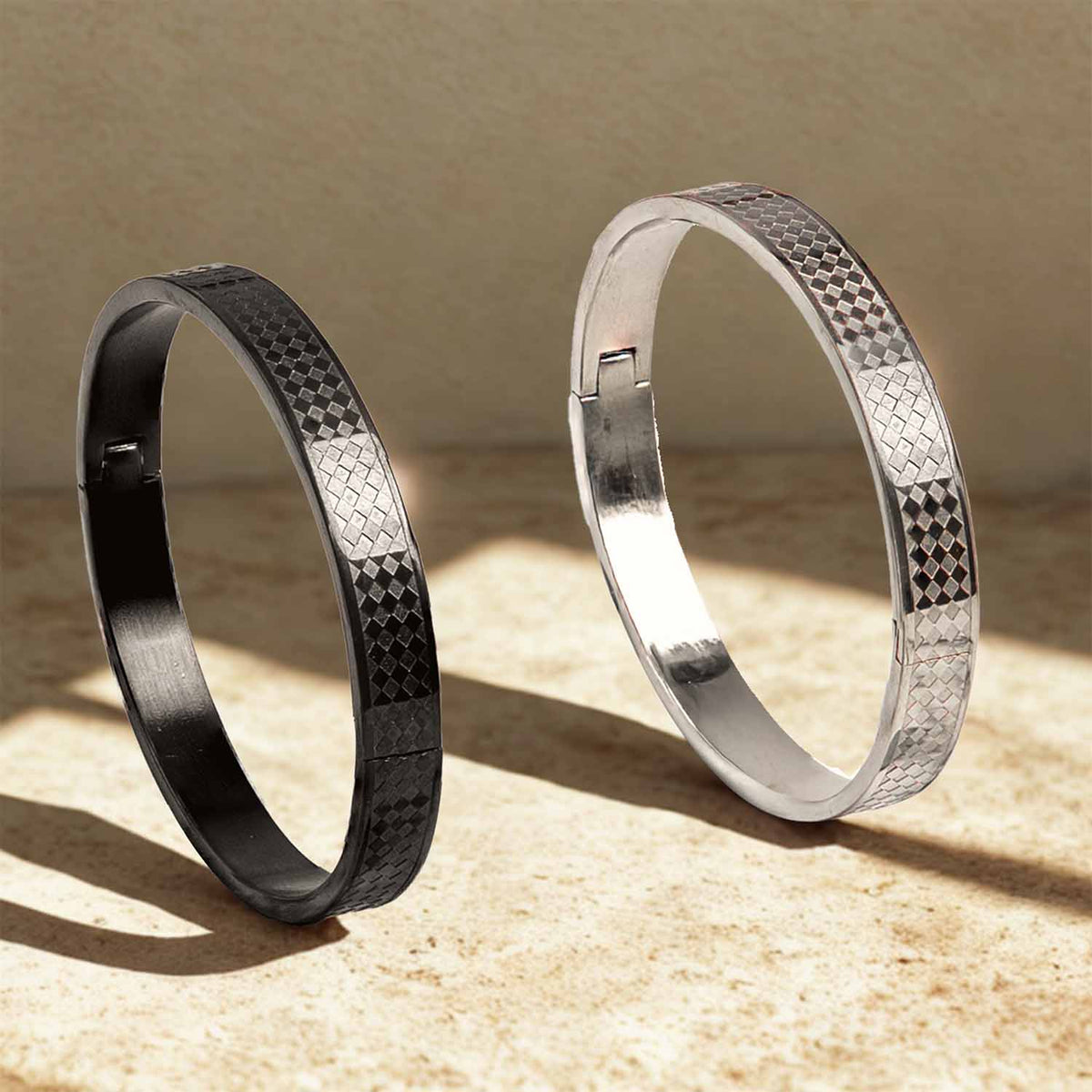 Octavian Oval Kada Bracelet